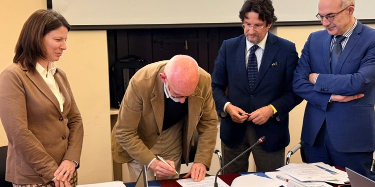 Procura e Ordine dei Medici insieme contro abusivismo e illegalità